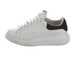 Alexander McQueen Leather Low Top Sneaker